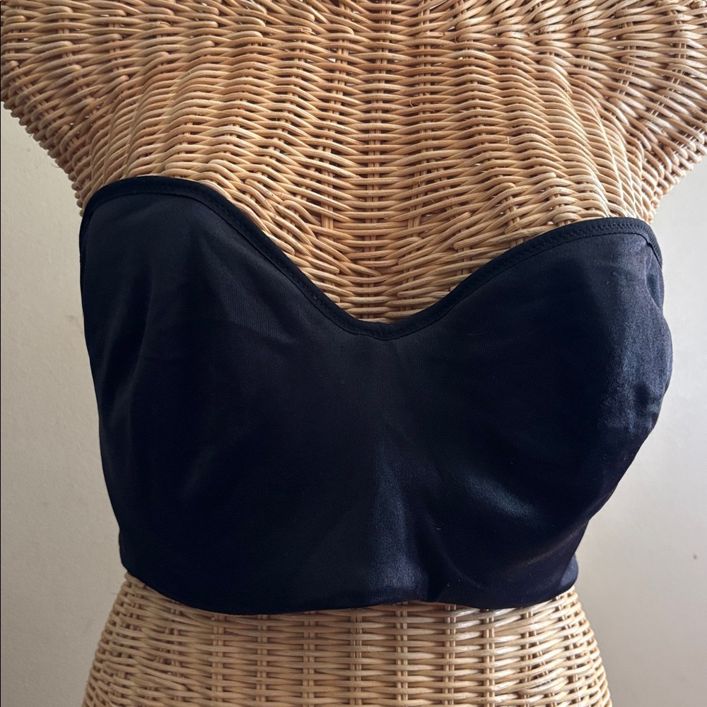 Black Strapless Top 38D ⭐️
